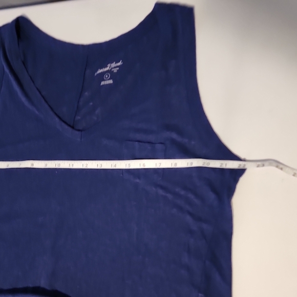 Universal Thread Blue Relaxed Sleeveless Tank Top - Picture 3 of 6